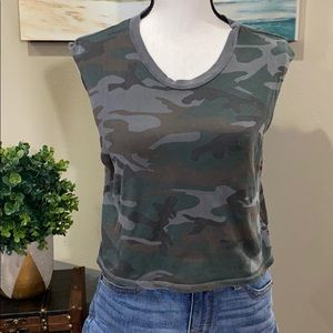 Truly Madly Deeply Tops - Truly Madly Deeply camo print crop top Truly Madly Deeply Tops - Truly Madly Deeply camo print crop top